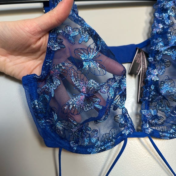 Victoria's Secret Royal Blue Floral Lace Bralette - Picture 3 of 8